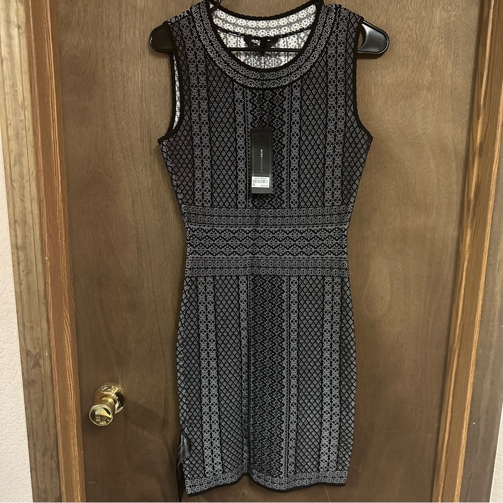 NWT New BCBG Maxazria Jose Bodycon Fitting Slimming Black Comb Dress